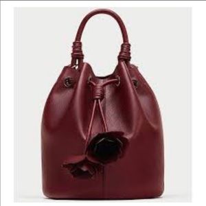 Zara Bucket bag